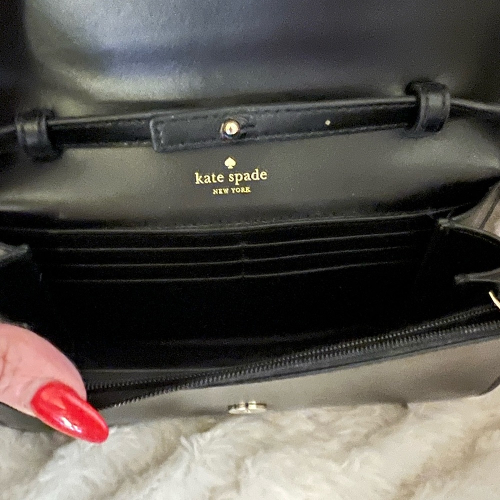 Kate Spade crossbody purse - Picture 3 of 3